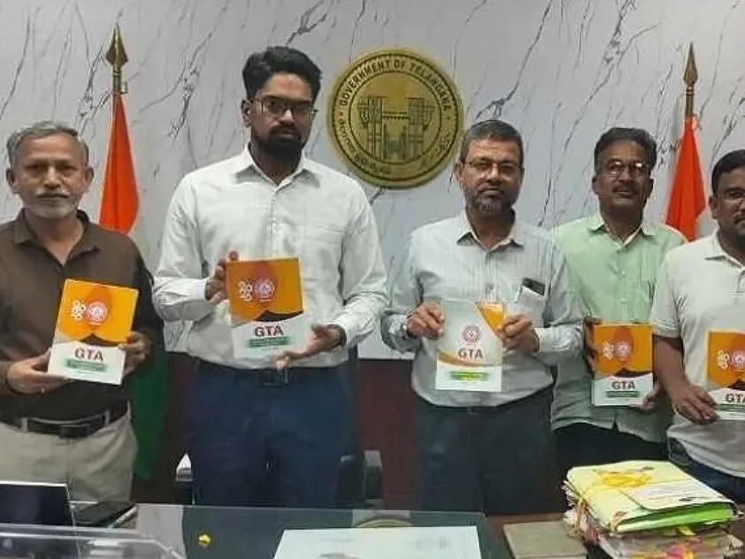 విద్యార్థులకు గుణాత్మక విద్యనందించాలి: కలెక్టర్