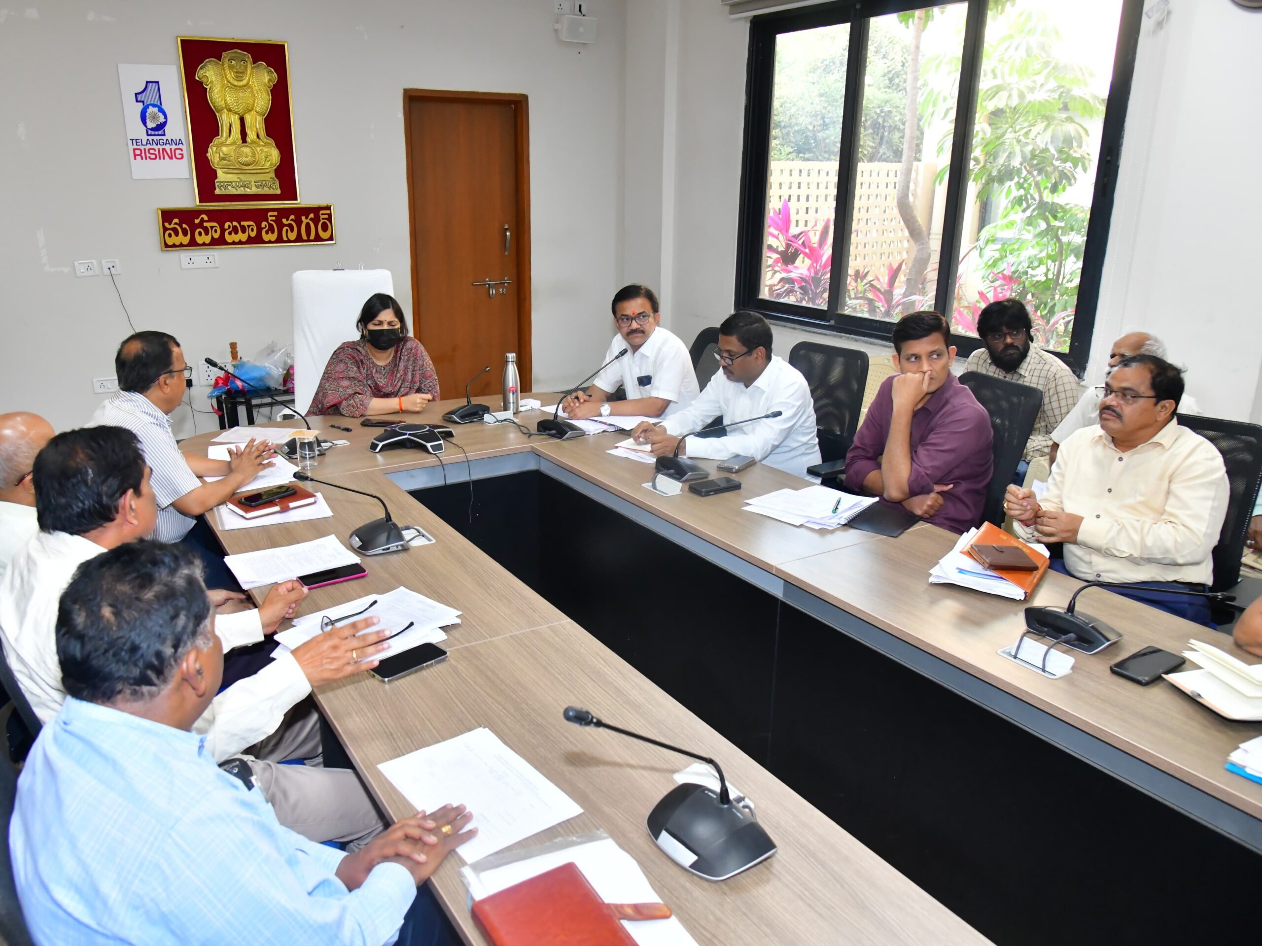 ‘రిజర్వాయర్ ఆర్అండ్ఆర్ పనులు వేగవంతం చేయాలి’