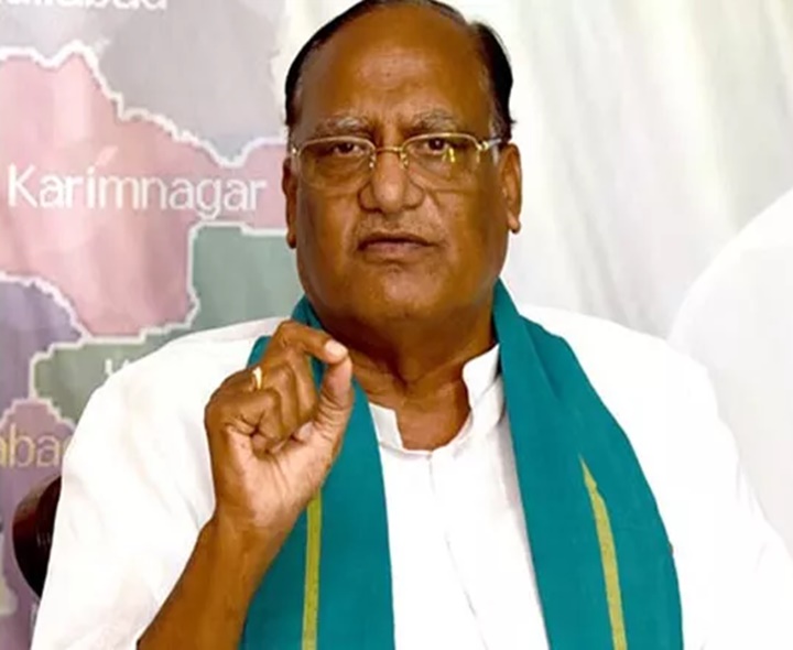 కొత్త పార్టీని స్థాపించి నడపడం కష్టం: గుత్తా