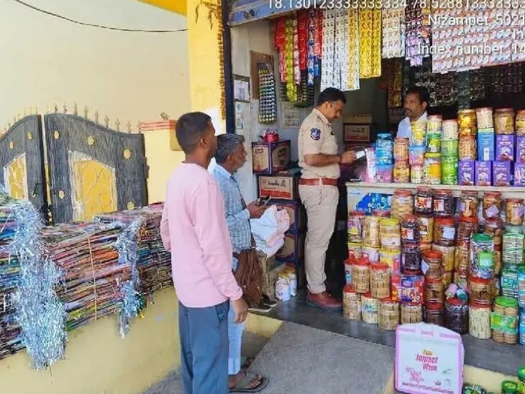 చైనా మాంజాను విక్రయిస్తే చర్యలు: SI