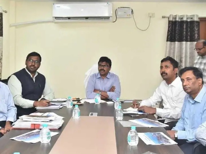 రామాయపట్నం పనుల పురోగతిపై సమీక్ష