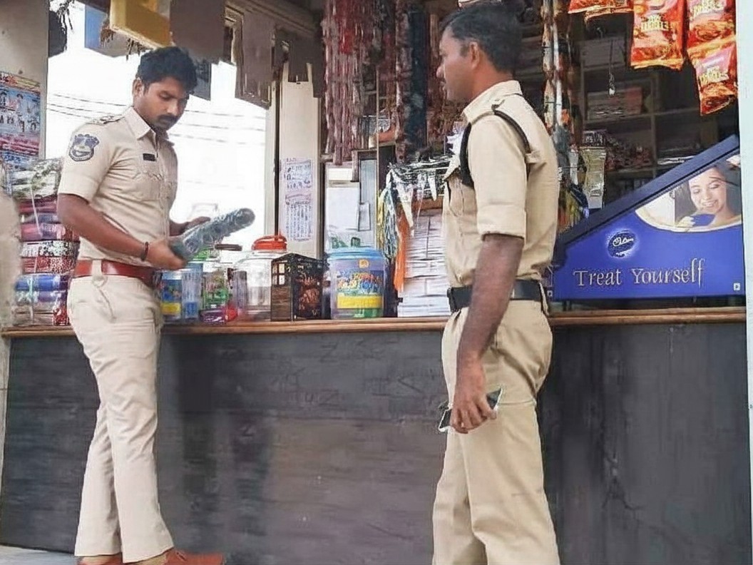 చైనా మాంజాపై కఠిన చర్యలు: అయిజ పోలీసులు