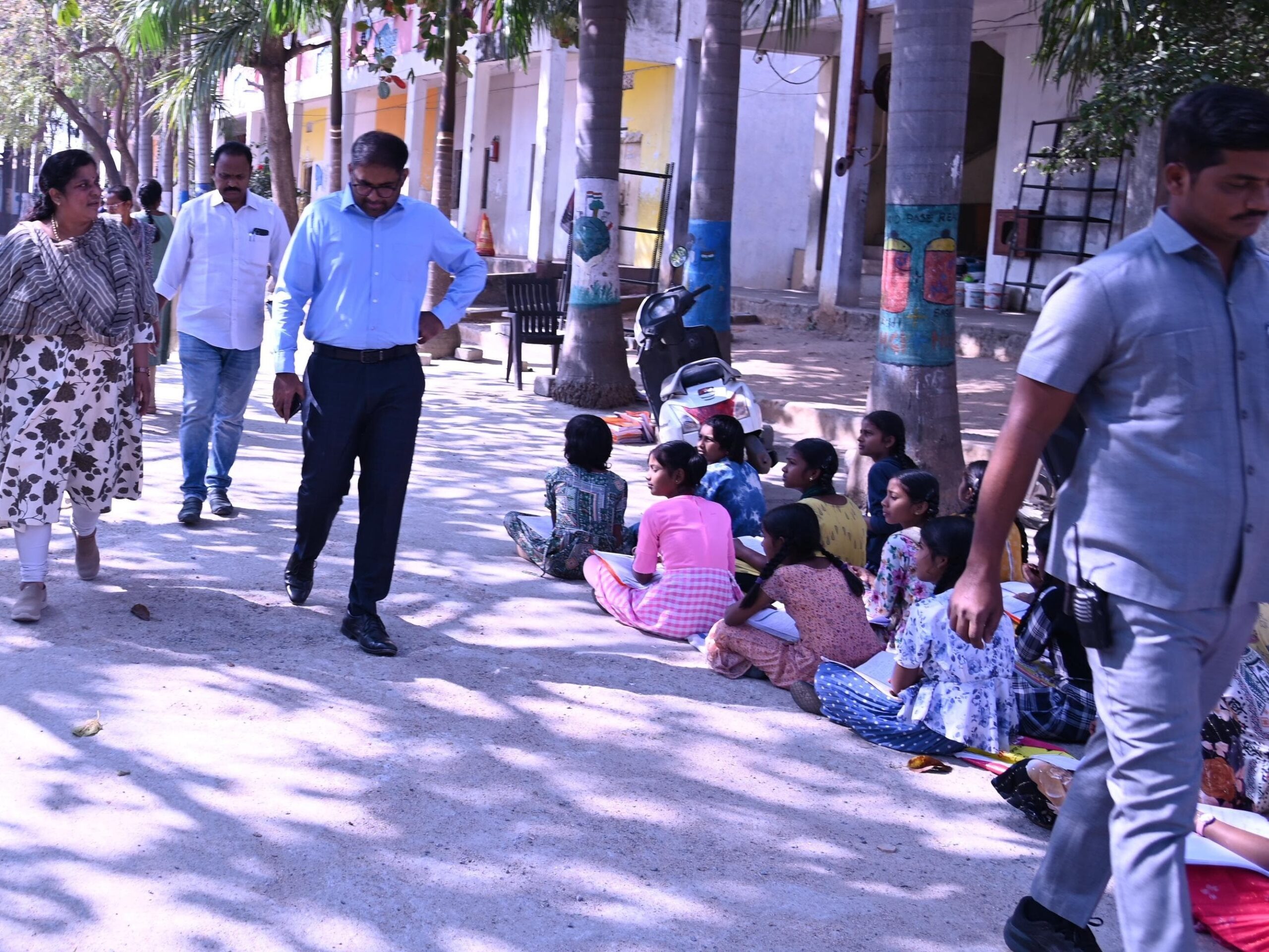 విద్యార్థినులు మంచి మార్కులతో ఉత్తీర్ణులు కావాలి: కలెక్టర్