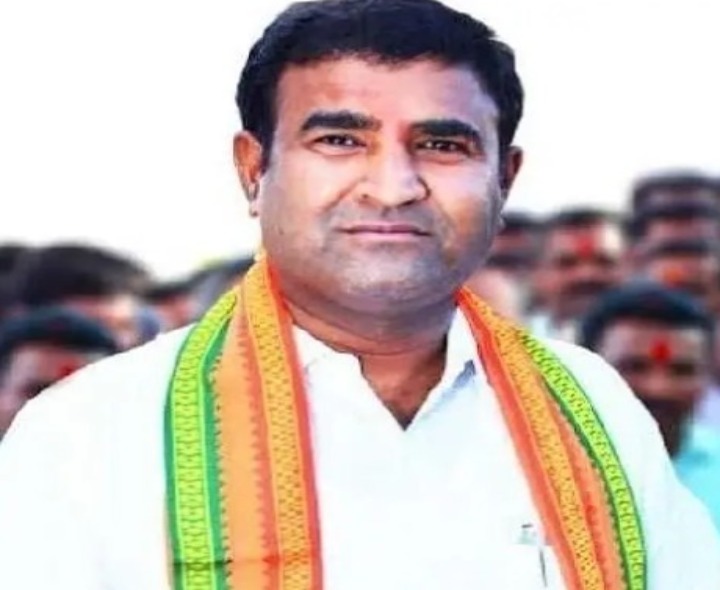 సునీల్ రెడ్డి అరెస్ట్.. స్థానికంగా చర్చ