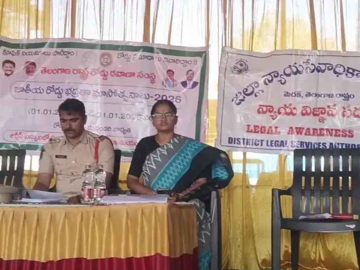 రోడ్డు భద్రత అందరి బాధ్యత: డీఎం