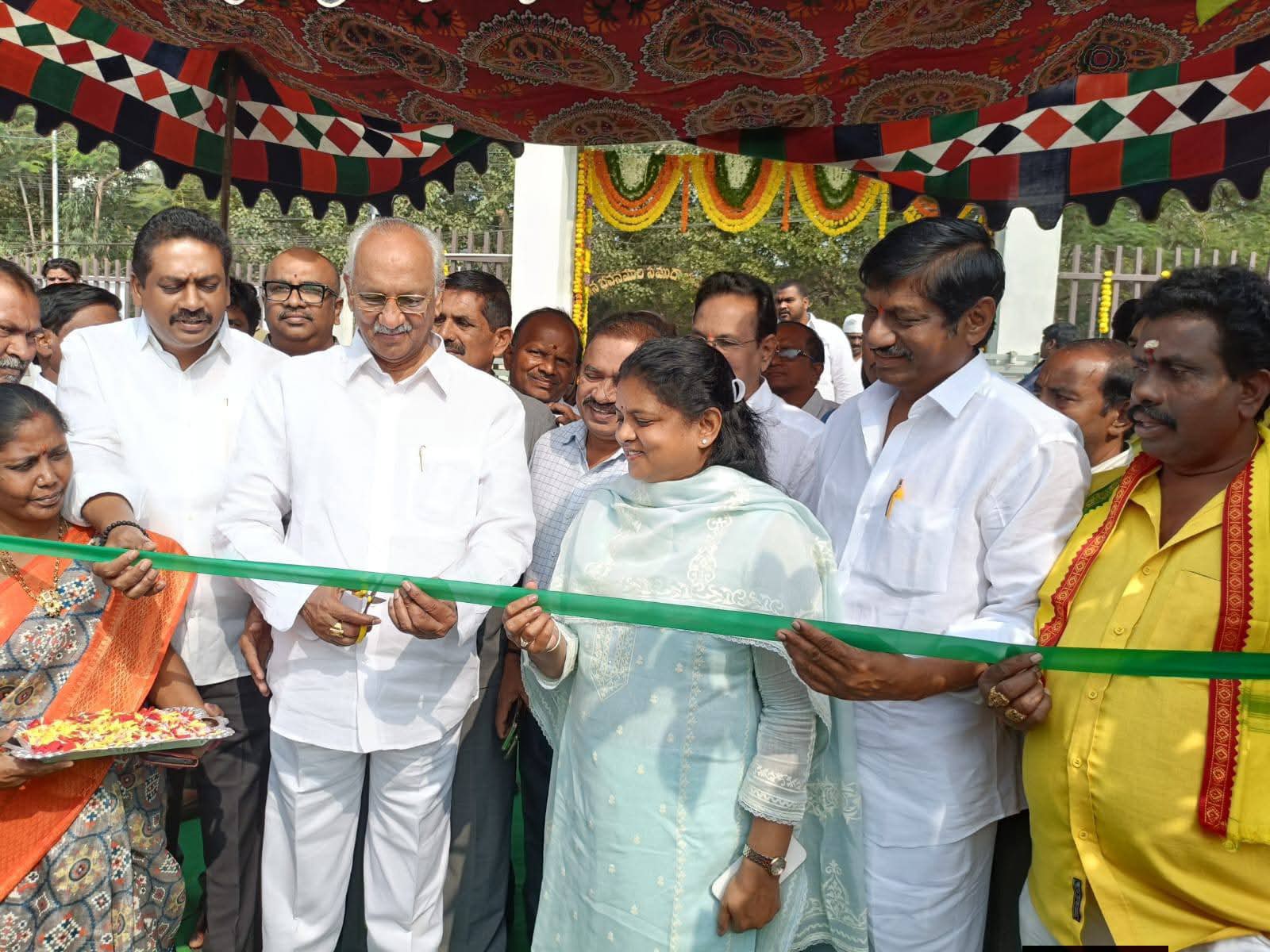 సుందరీకరణతో భీమవరం మరింత అందం