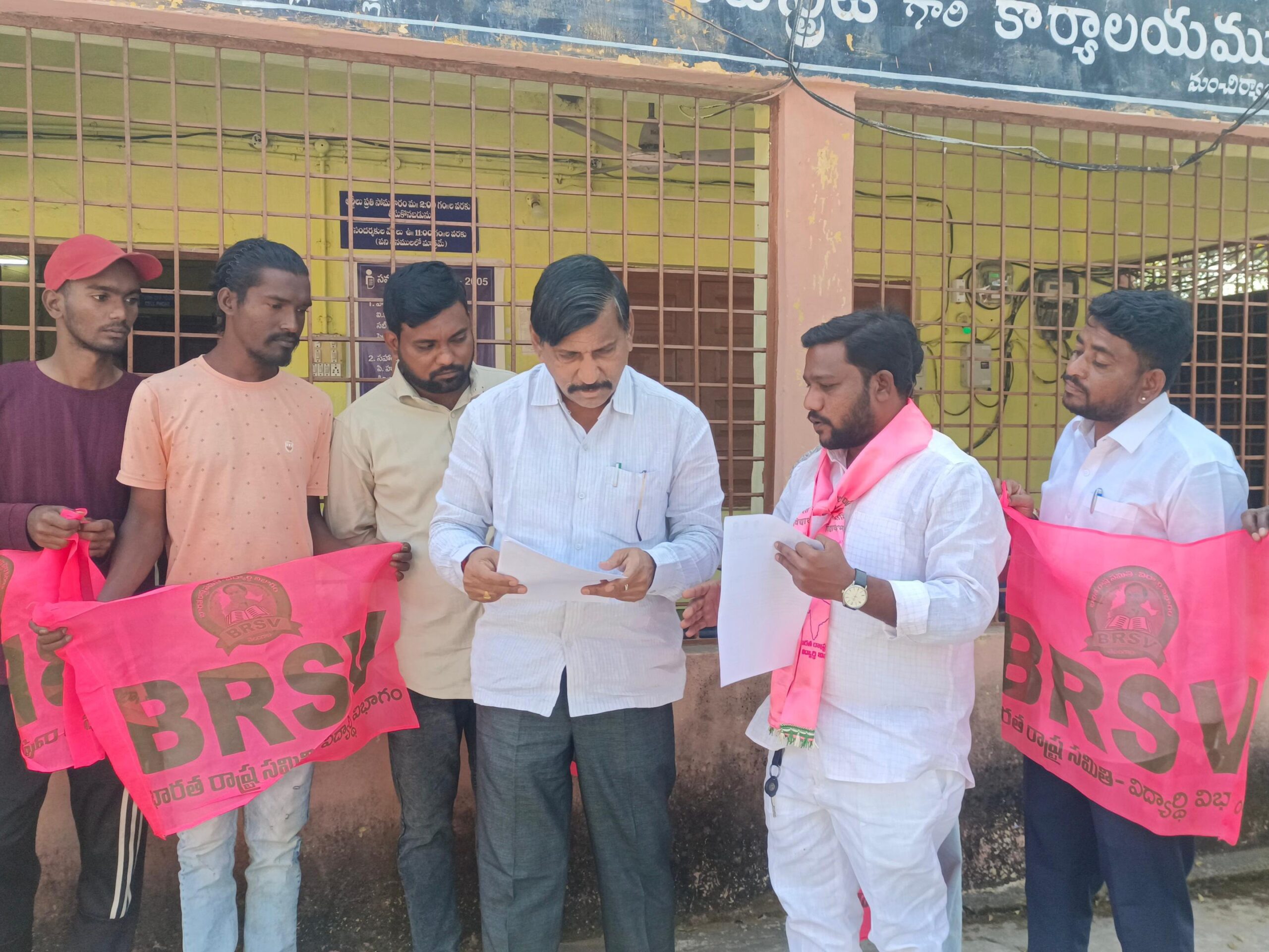 ‘కార్పొరేషన్ స్థలం కబ్జా కాకుండా రక్షించాలి’