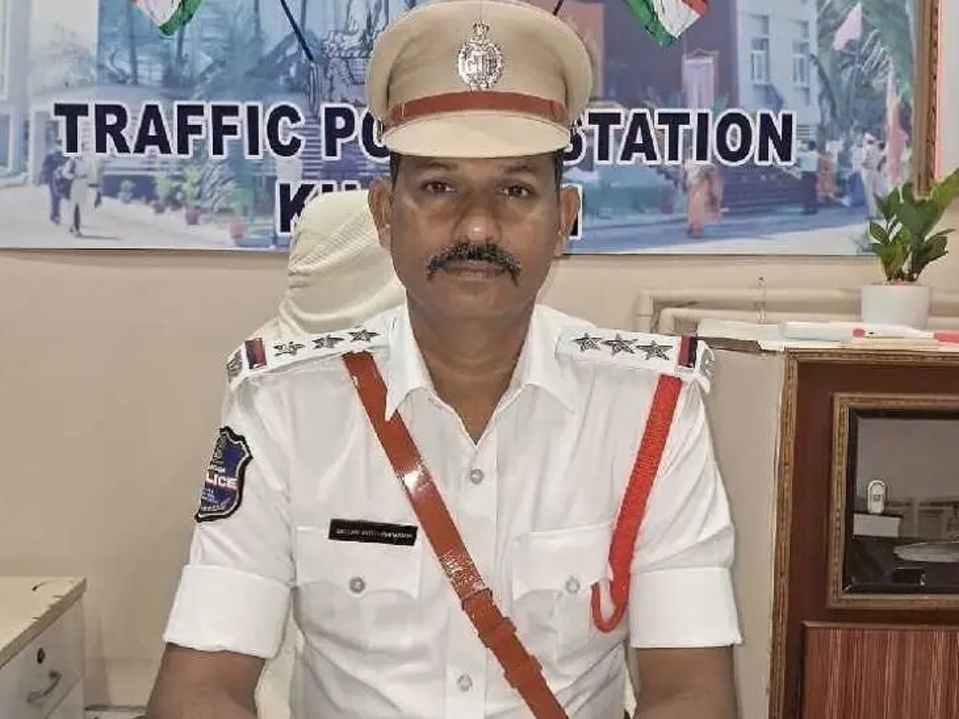 కాల్వ ఒడ్డు వంతెనపై వాహనాల రాకపోకలకు అనుమతి