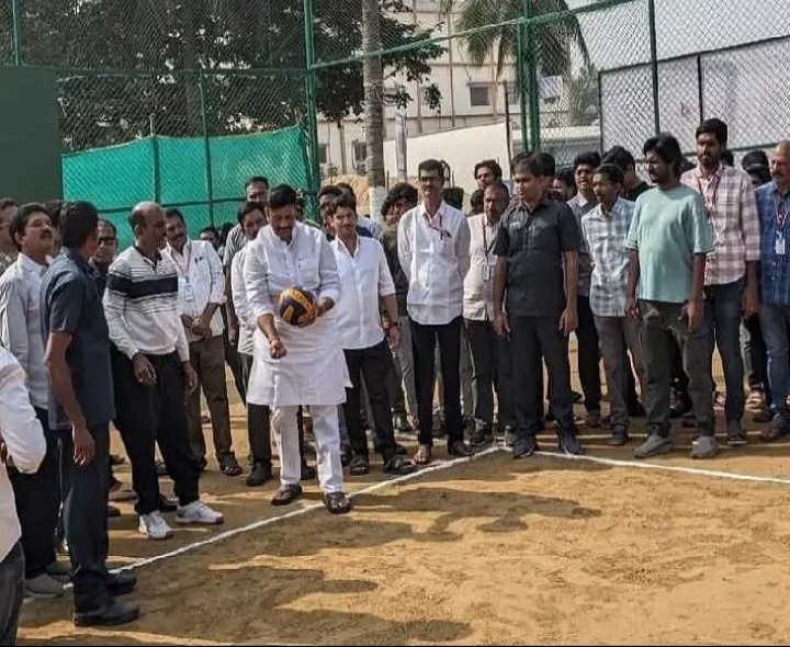 క్రీడా పోటీలను ప్రారంభించిన డిప్యూటీ స్పీకర్