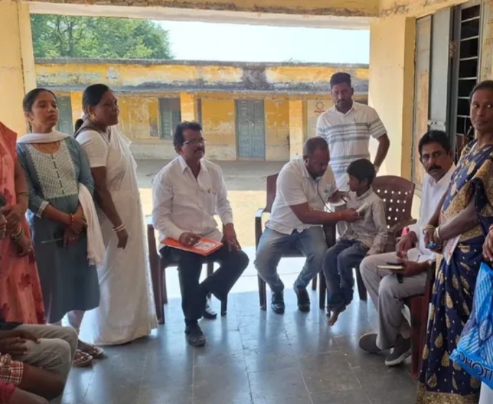 మాల్ తుమ్మెద ప్రాథమిక పాఠశాలలో వైద్య శిబిరం