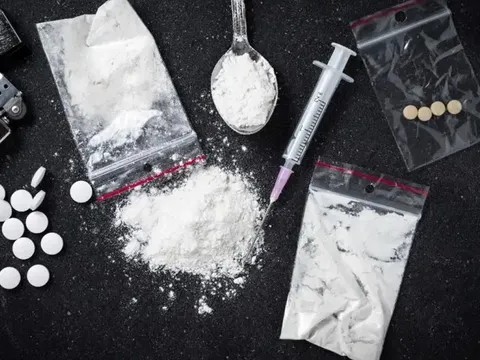 ఆసిఫాబాద్ జిల్లా కేంద్రంలో డ్రగ్స్ కలకలం