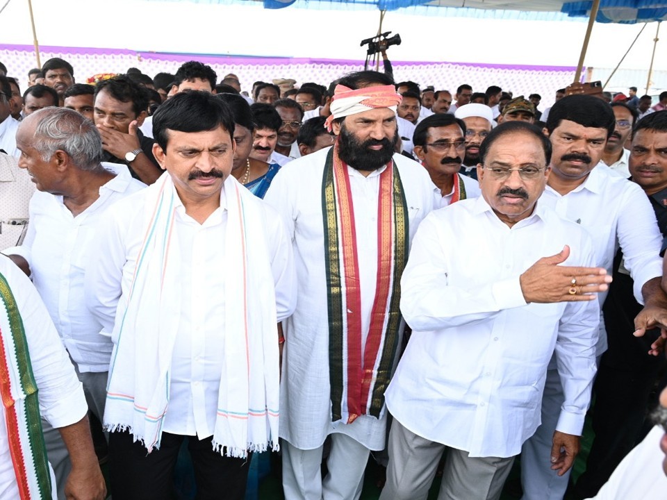 రేపు జిల్లాలో ఇరువురు మంత్రుల పర్యటన