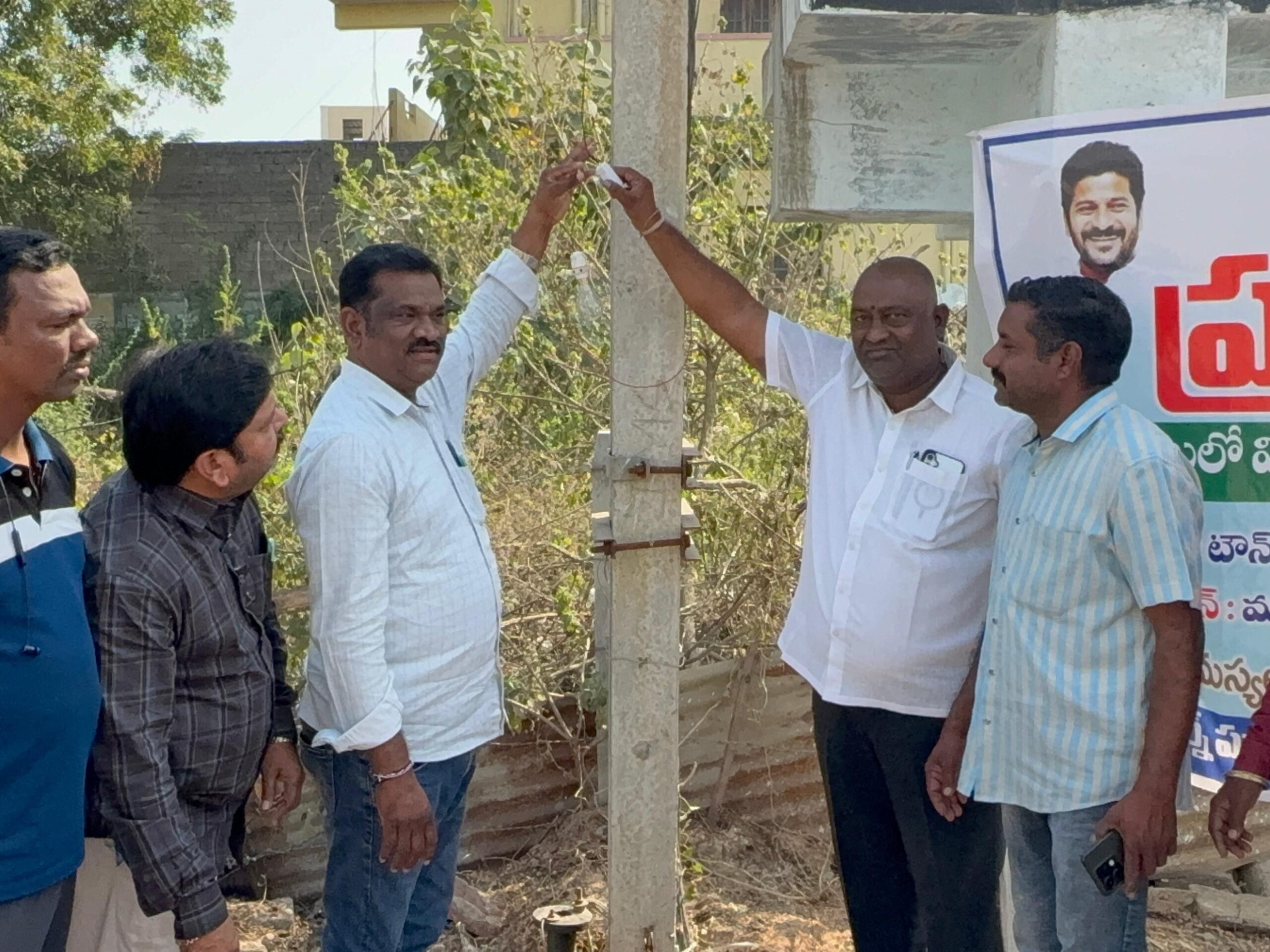 నూతన విద్యుత్ ట్రాన్స్ ఫార్మర్ ప్రారంభం