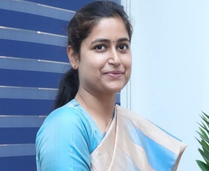 మున్సిపల్ కమిషనర్ పై ఎమ్మెల్సీ ఫిర్యాదు