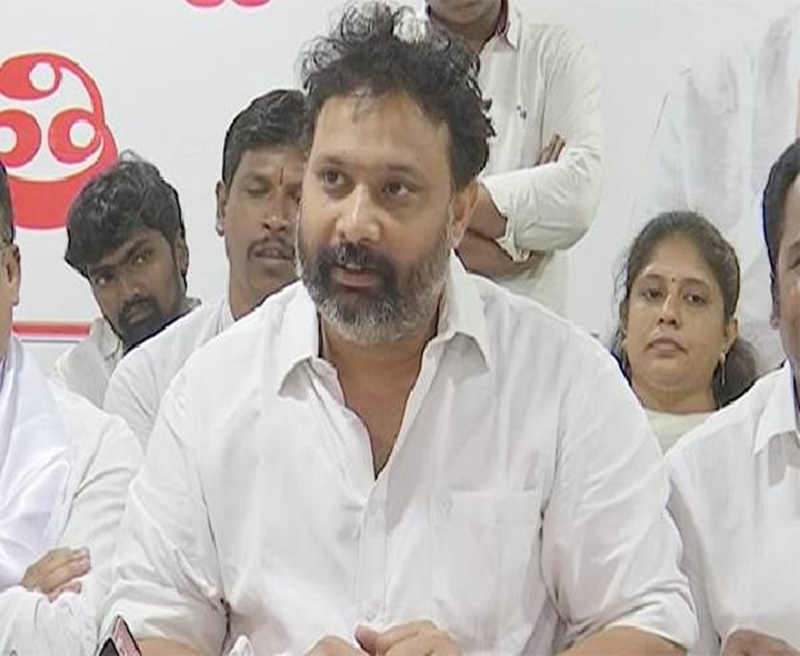 తిరుమలలో మద్యం బాటిళ్లు.. భూమన పాత్ర: జనసేన