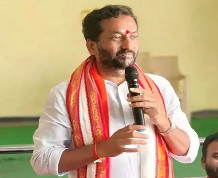 కవిత పార్టీ పెడుతుందని నేను ముందే చెప్పా: ఎంపీ