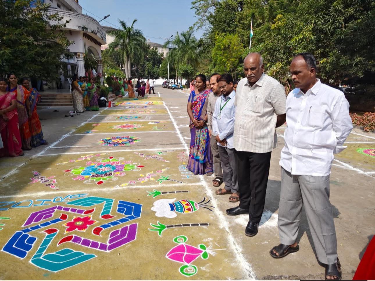 బాపట్ల పురపాలక సంఘంలో ముందస్తు సంక్రాంతి వేడుకలు
