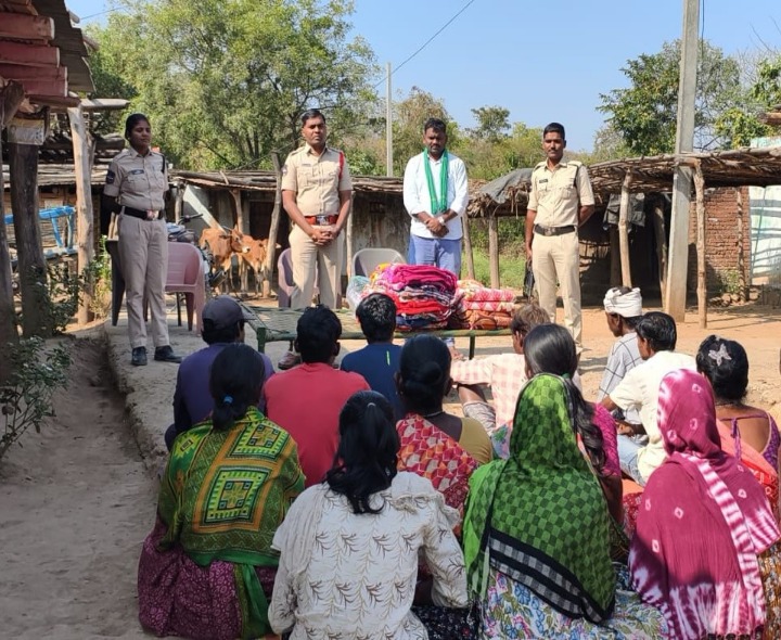 ‘నిరుపేదలకు పోలీస్ యంత్రాంగం అండగా ఉంటుంది’