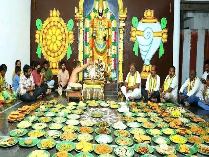 శ్రీ వెంకటేశ్వర స్వామికి 108 రకాల ప్రసాదాలతో నైవేద్యాలు