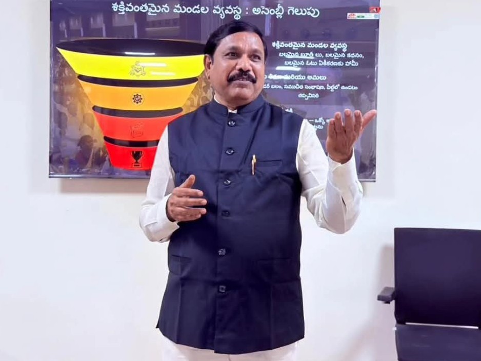 ప్రభుత్వ పథకాలను ప్రజల్లోకి తీసుకెళ్లాలి: MLC