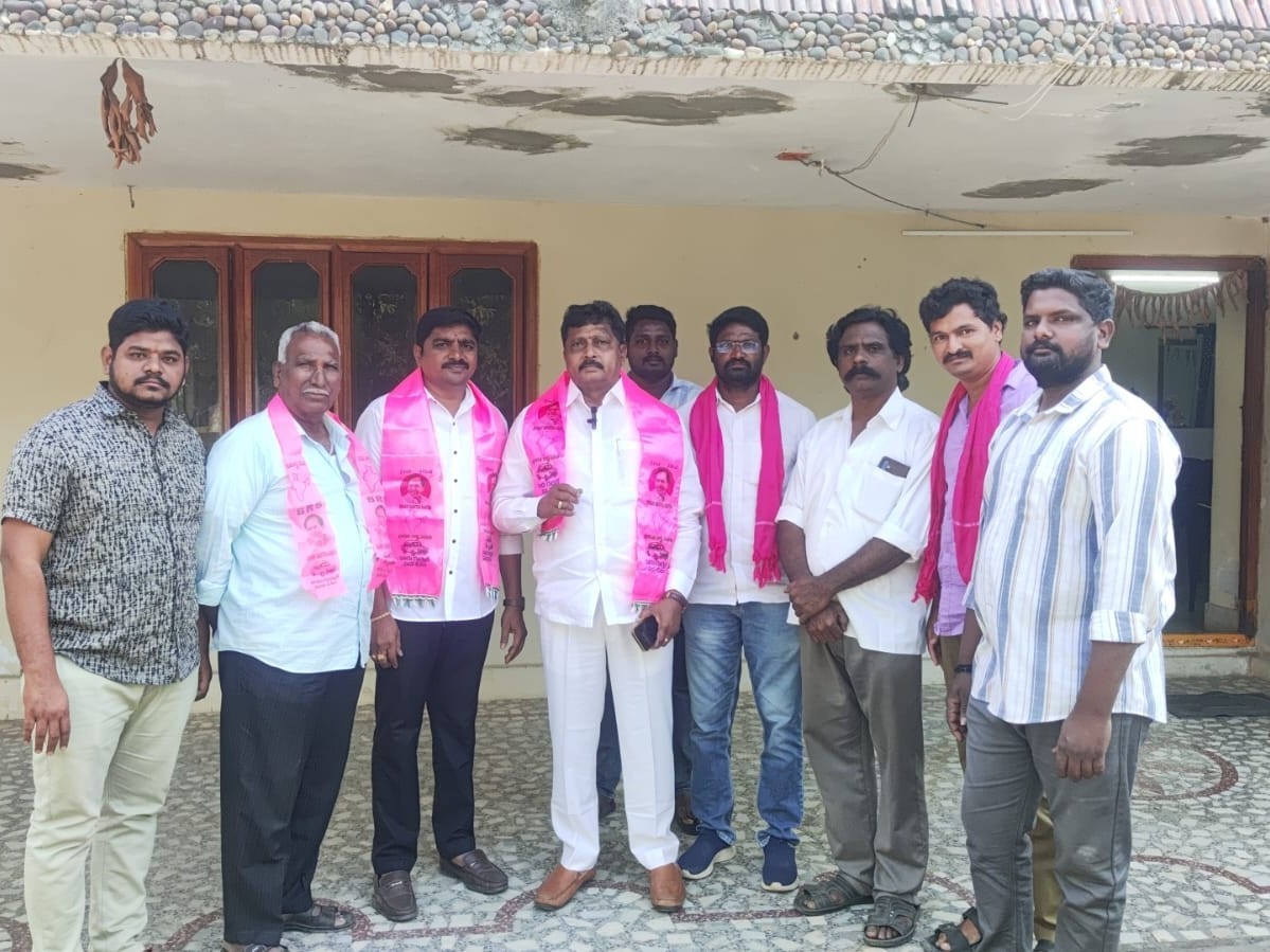 పట్టణాల అభివృద్ధి BRSతోనే సాధ్యం: మాజీ ఎంపీ