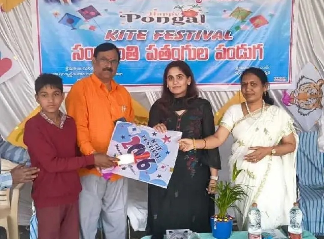 కాగితపు పతంగులు, కాటన్ దారంతోనే సంక్రాంతి