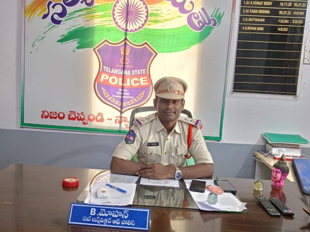 పాత కక్షలతో యువకులపై కత్తి దాడి: నిందితుడి అరెస్ట్