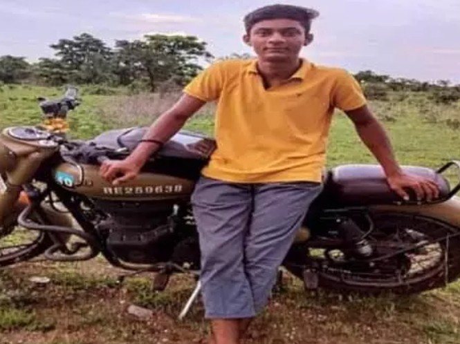 చెడు వ్యసనాలకు బానిసై యువకుడు ఆత్మహత్య