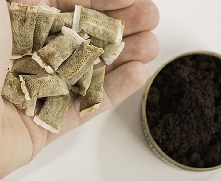 పాఠశాలల్లో ‘కూల్ లిప్’ కలకలం