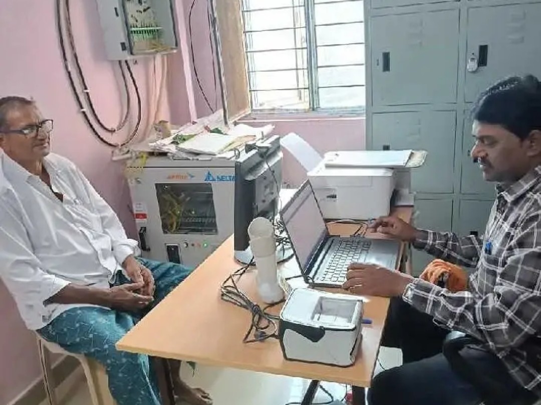 ‘పర్చూరులో ప్రత్యేక ఆధార్ క్యాంపులు ప్రారంభం’