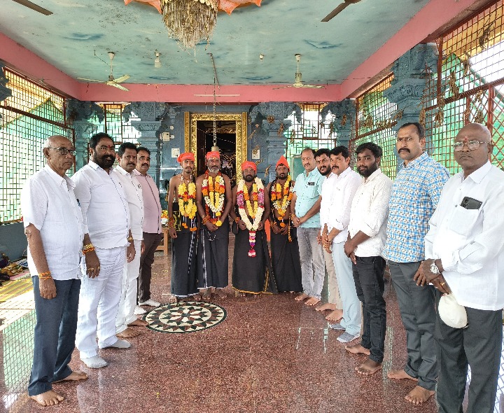 ఇరుముడి కార్యక్రమంలో పాల్గొన్న మాజీ ఎంపీపీ