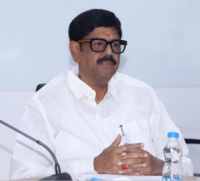 జగన్ తప్పులకు రాజ్యాంగంలో శిక్షలే లేవు: ఆనం