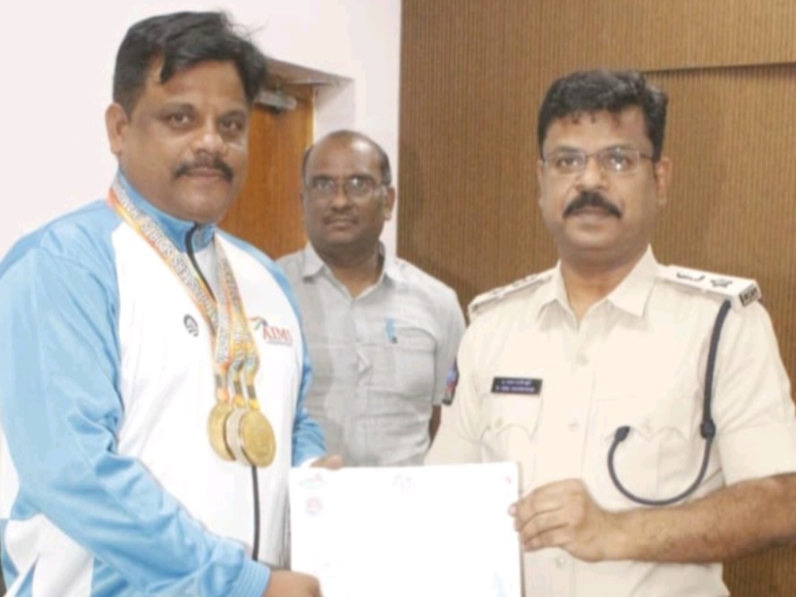 జాతీయ క్రీడల్లో సత్తాచాటిన బాపట్ల హెడ్ కానిస్టేబుల్