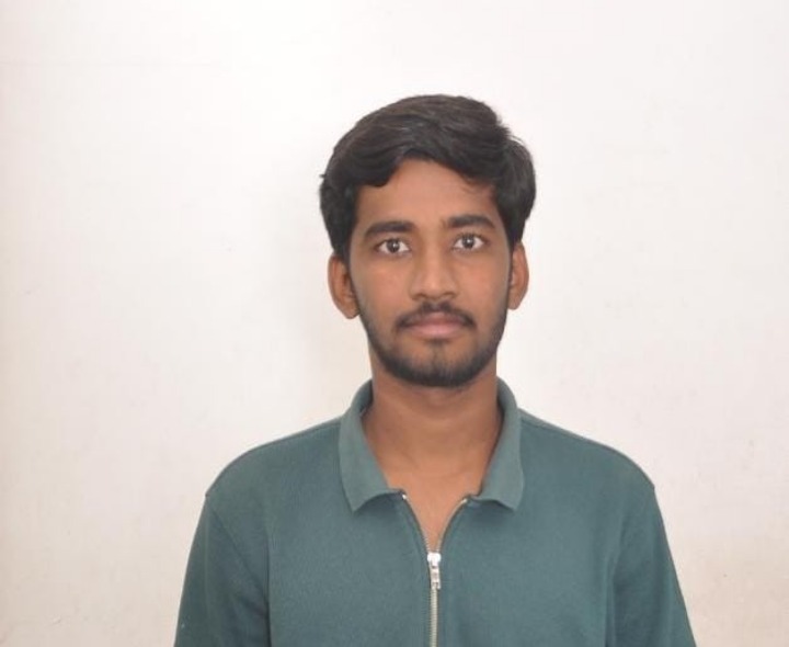 ఇంటర్ ఐఐటి ఫుట్బాల్ పోటీలకు గుత్తి విద్యార్థి ఎంపిక