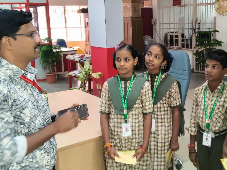 ‘భావ వ్యక్తికరణలో ఉత్తరాల పాత్ర చాలా గొప్పది’