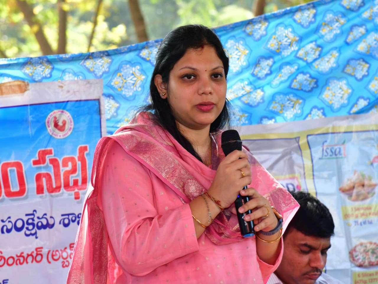 మహిళలు ఆరోగ్యంగా ఉంటేనే కుటుంబం అభివృద్ధి: కలెక్టర్