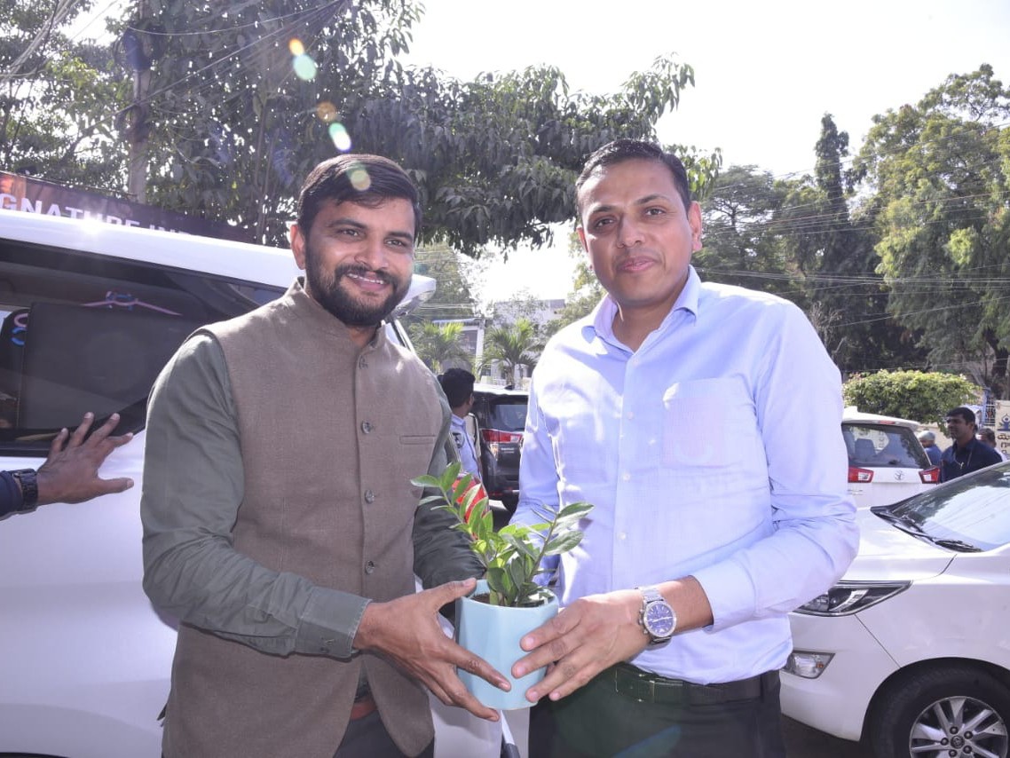 అనంతపురం చేరుకున్న రాష్ట్ర ఎక్సైజ్ కమిషనర్