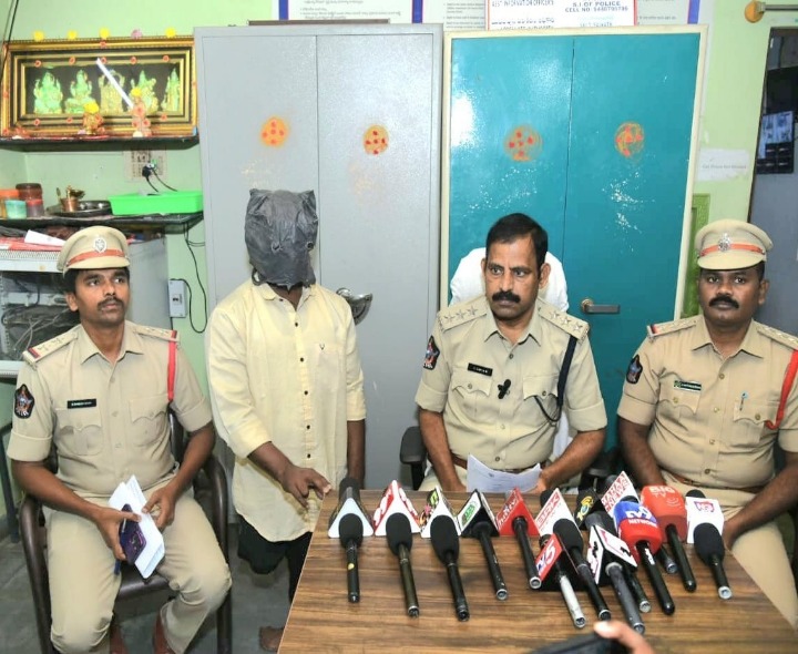 కవిత హత్య కేసులో నిందితుడు గణేష్ అరెస్ట్