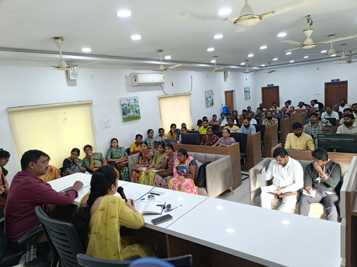 ఈ నెల 12, 13న ఈ-వెస్ట్ సెంటర్ల ఏర్పాటు