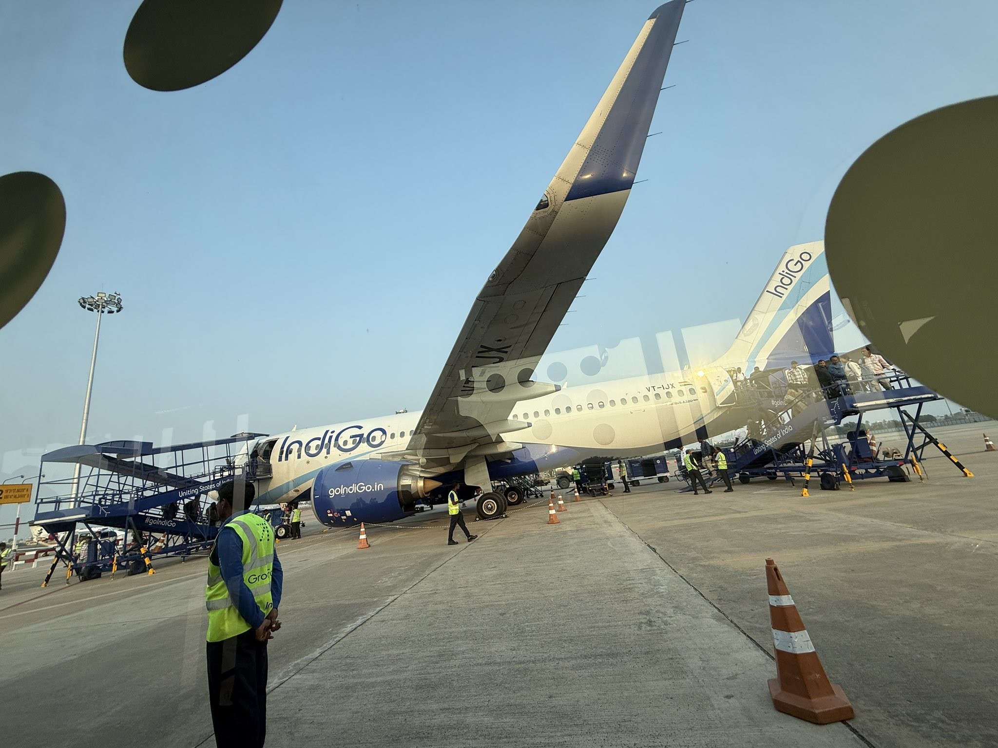 FLIGHT టికెట్ బుక్ చేశారా..? చూసుకోండి..!