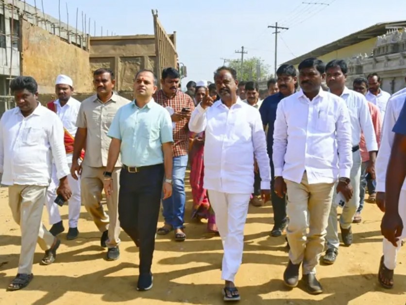 కొడవటంచ అభివృద్ధి పనులు త్వరితతిన పూర్తి చేయాలి