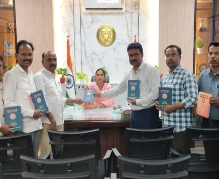 ప్రభుత్వ జీవోలతో డైరీ అభినందనీయం