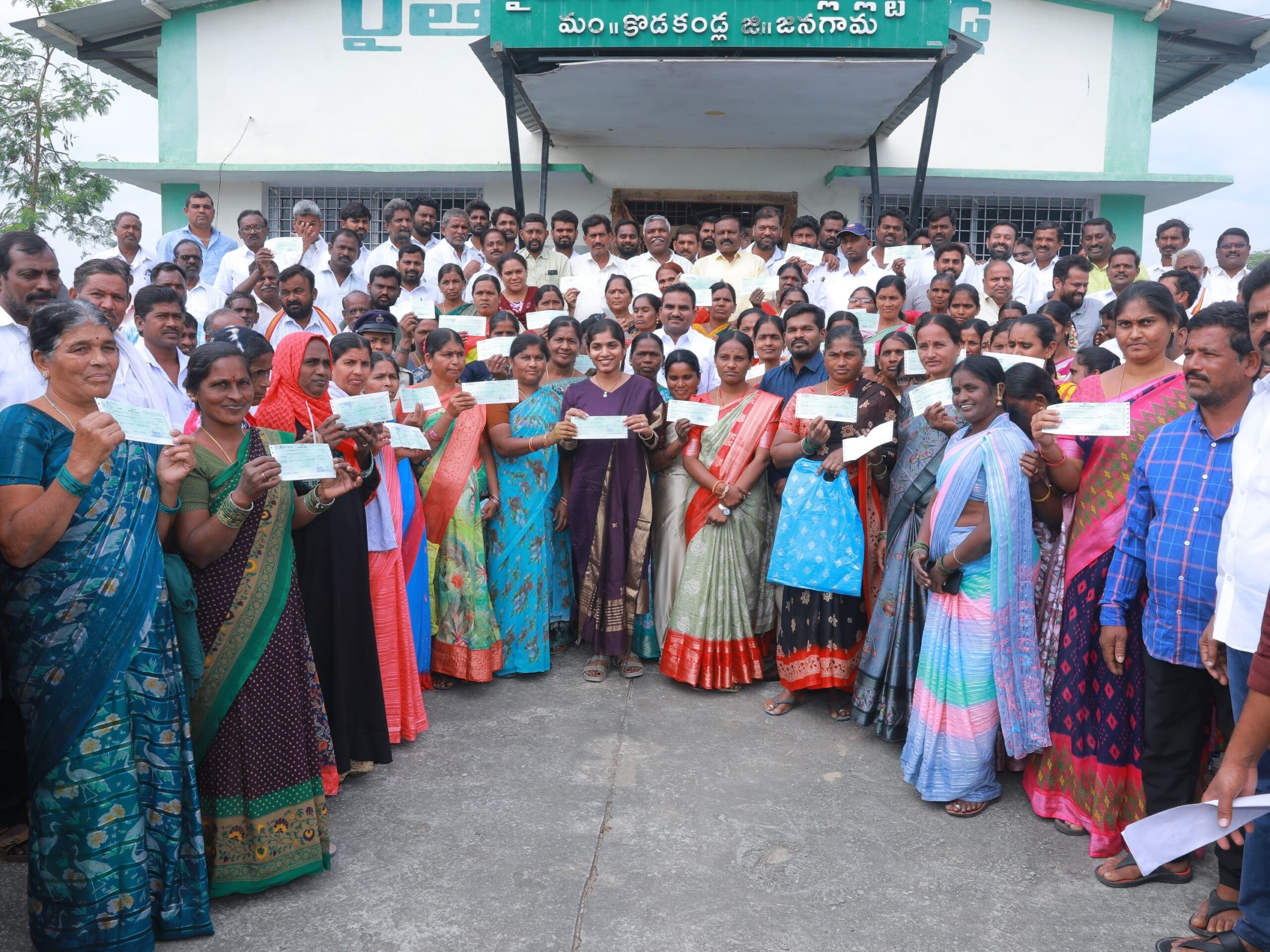 పారదర్శకంగా సంక్షేమ పథకాలు: MLA