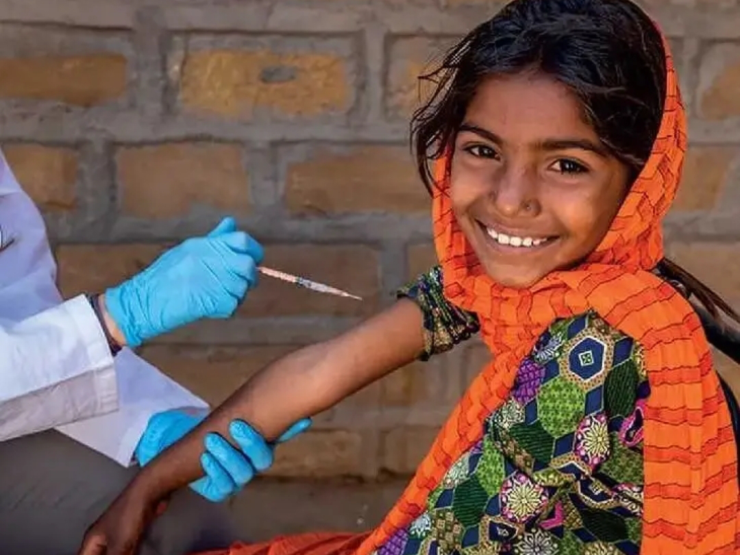 14-15 ఏళ్ల బాలికలకు ఉచితంగా క్యాన్సర్ టీకా