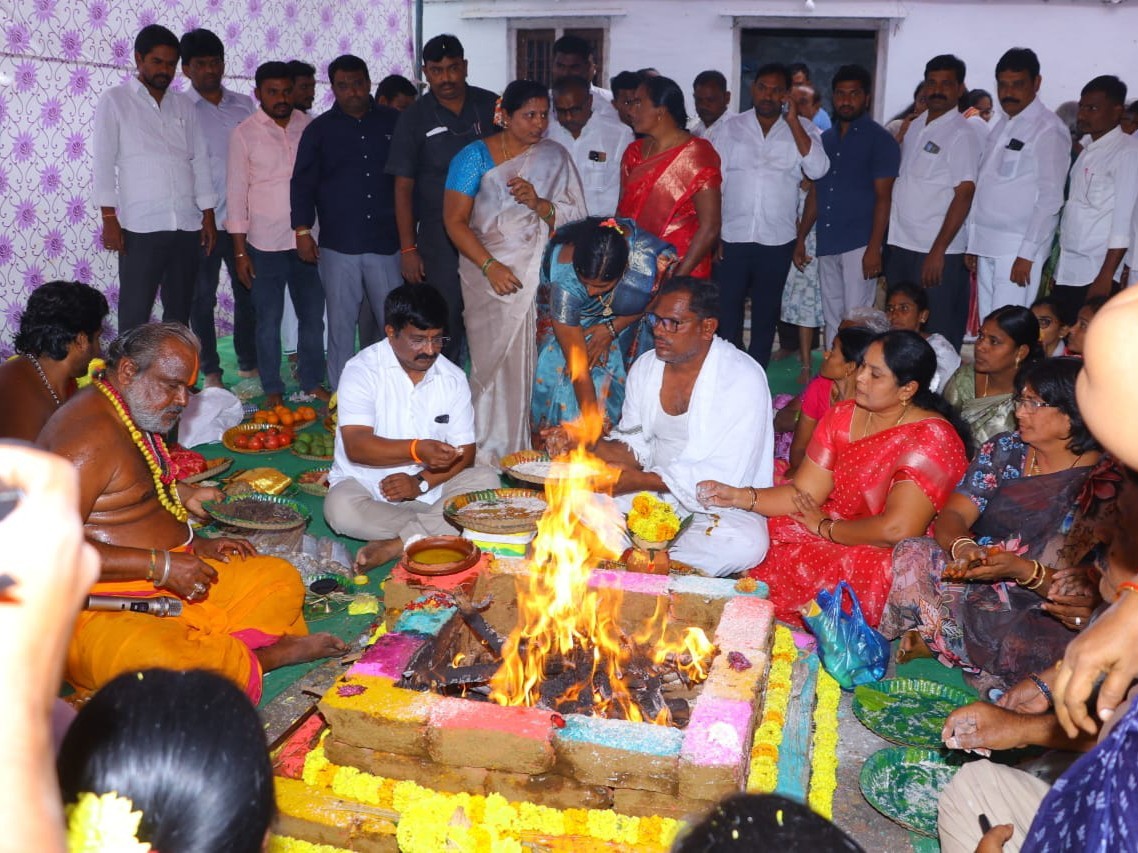 కనిగిరిలోని ప్రత్యేక పూజలలో పాల్గొన్న ఎమ్మెల్యే