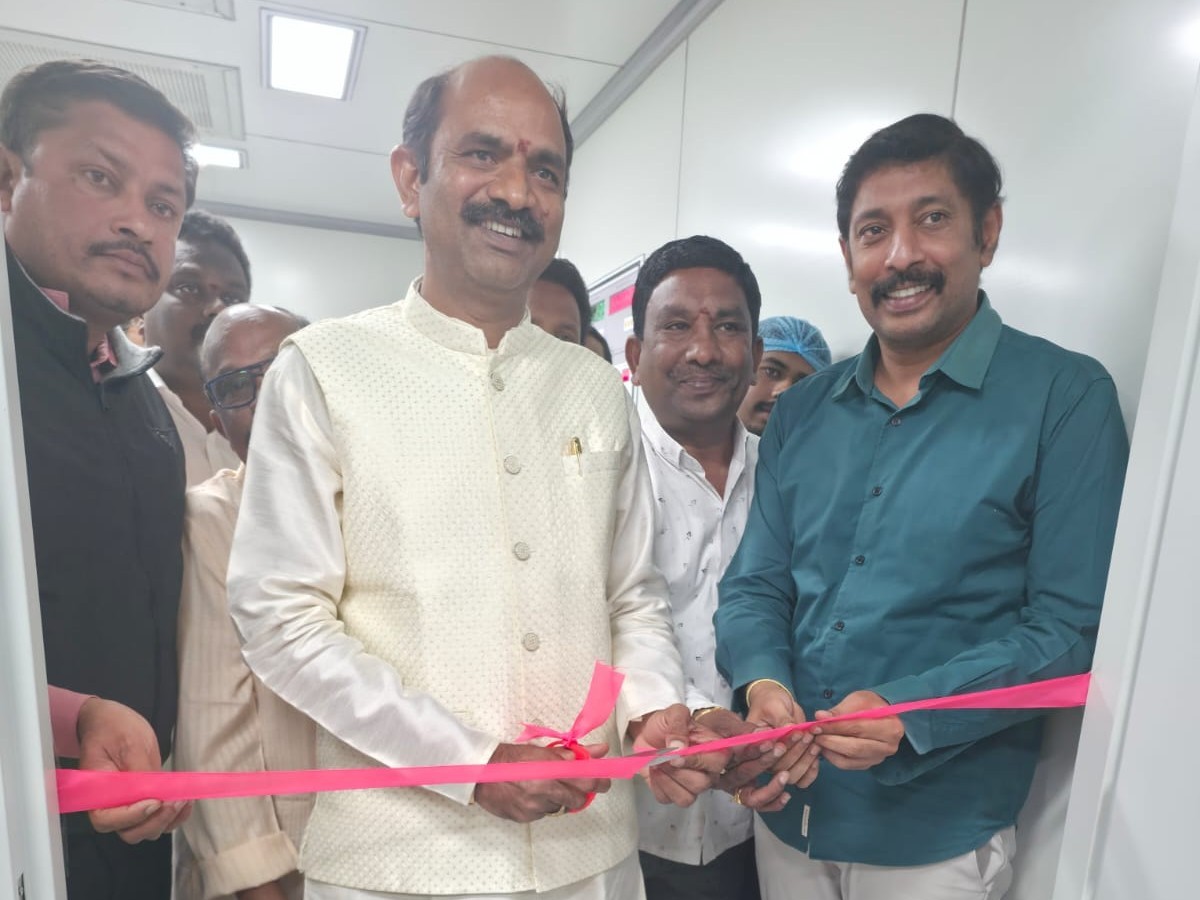 సంతాన సాఫల్య కేంద్రాన్ని సందర్శించిన ఎంపీ