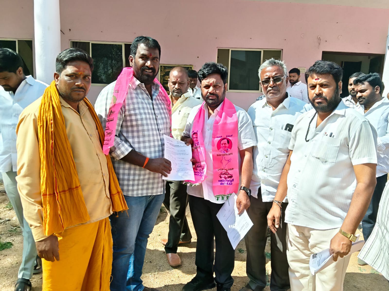 ‘BRS అభ్యర్థిగా పోటీ చేసేందుకు అవకాశం ఇవ్వండి’