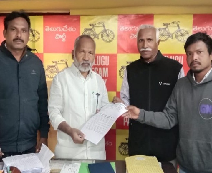 ‘ఉద్యోగులను పర్మినెంట్ చేయాలి’