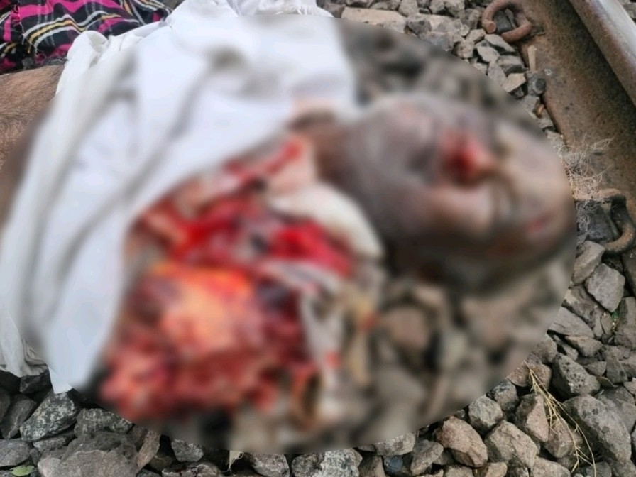 వంతెన వద్ద గుర్తుతెలియని మృతదేహం