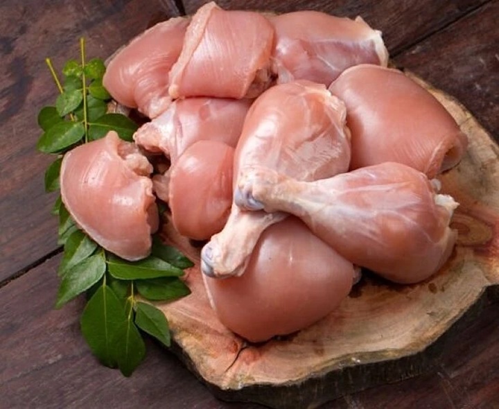 SUNDAY: పెరిగిన చికెన్ ధరలు